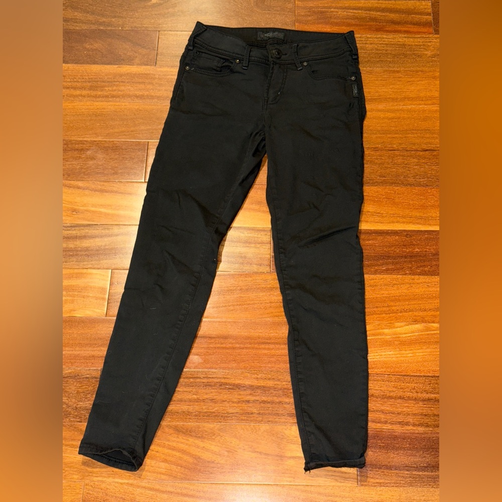 Silver Jeans Suki Black Super Skinny Jeans 28x29